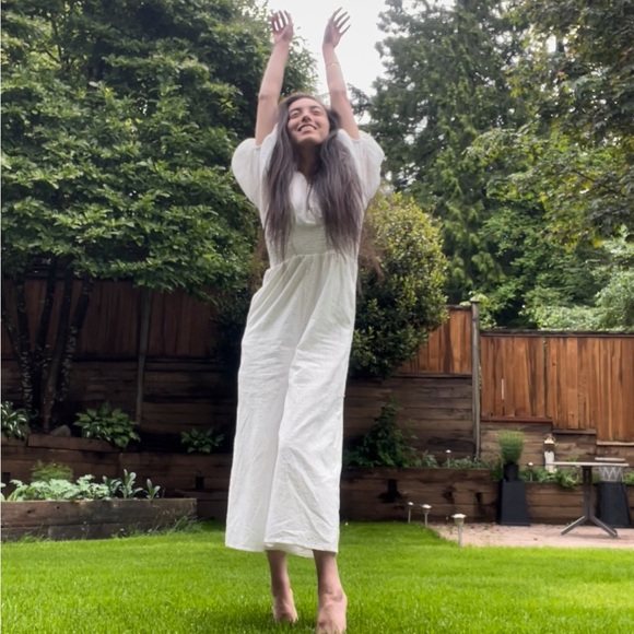 Beautiful Anthropologie Jumpsuit! Barely worn - mostly for meditations - Picture 3 of 6